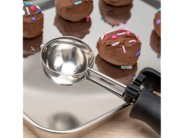 Restaurantware Ice Cream Scoop