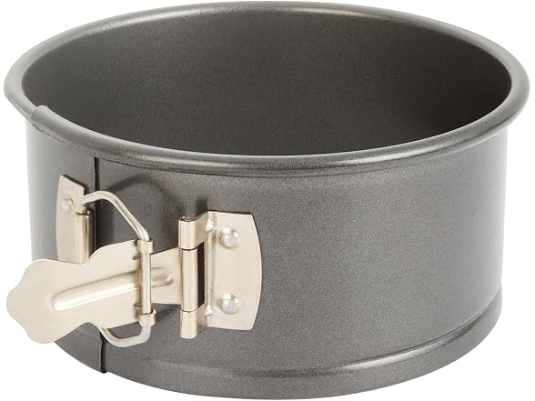 Restaurantware Round Steel Springfoam Cake Pan