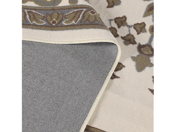 Superior Traditional Vintage Medallion Floral Scroll Rug (Your Choice)