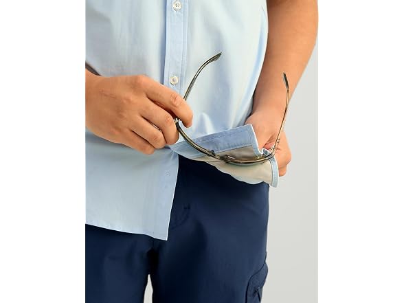 HUK Men's Next Level Button Down Shirt (Small)