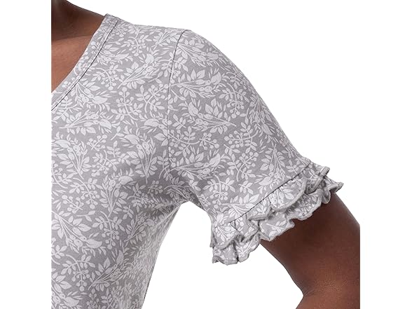 Lee Women's Grey/Berry V-Neck Tee (XL)