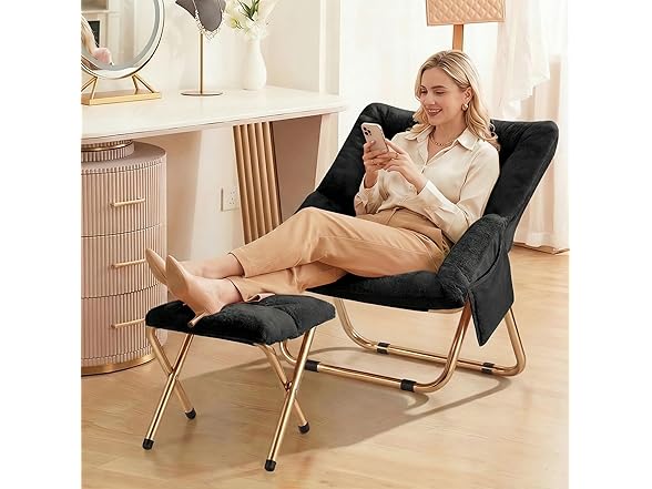 Black Comfy Saucer Chair