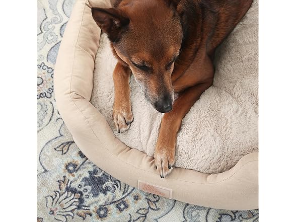 TOWN & COUNTRY EVERYDAY CuddleTown Faux 