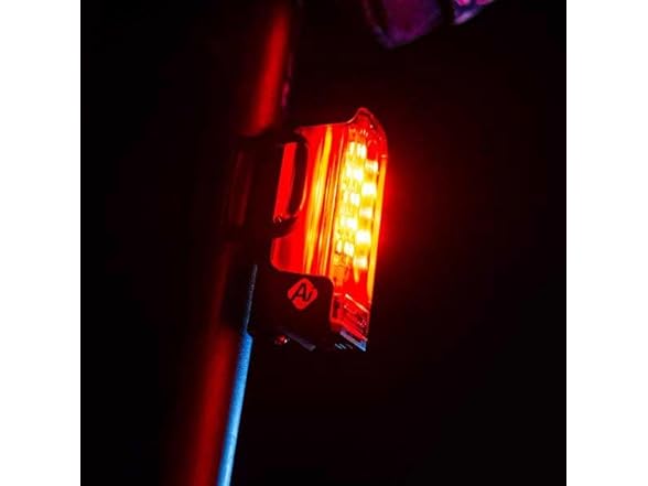 LEZYNE Strip Drive Pro Ai Alert Light