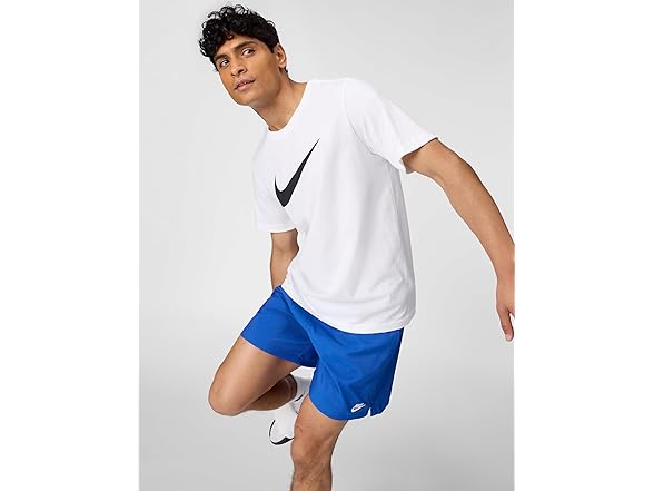 Nike Men's Swoosh Sportswear T-Shirt (L)