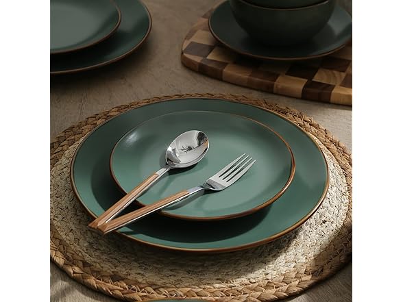 Stone Lain Brasa Stoneware 16 PC Dinnerware Set Green