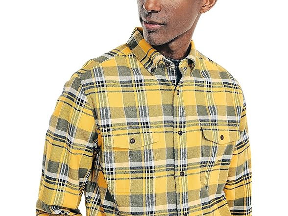 Nautica Mens Sustainably Crafted Plaid Flannel Shirt (M)