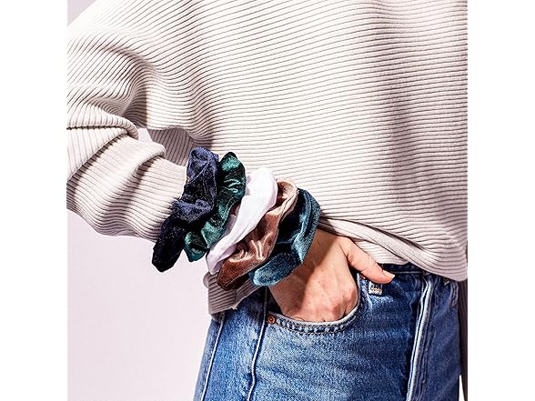 Hadley Wren Women's Scrunchie Collection