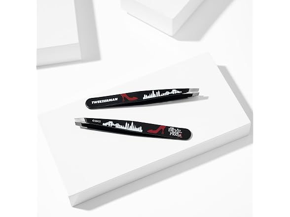 Tweezerman Slant Tweezer Devil Wears Prada