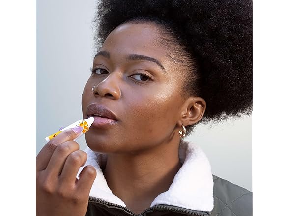 Burt's Bees Rescue Lip Relief, Honey Vanilla, Hydrating Lip Balm for Dry Cracked Lips, with Responsbily Sourced Beeswax and Shea Butter, 100% Natural Origin, 1 Squeezy Tube, 0.35oz - Gallery 4