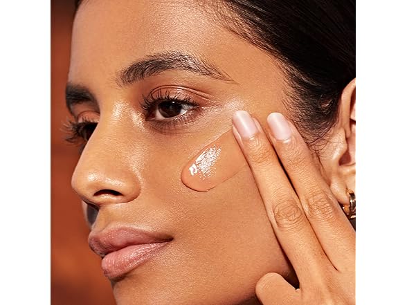 82E 82E Manjishtha Mud Clarifying Mask Mini