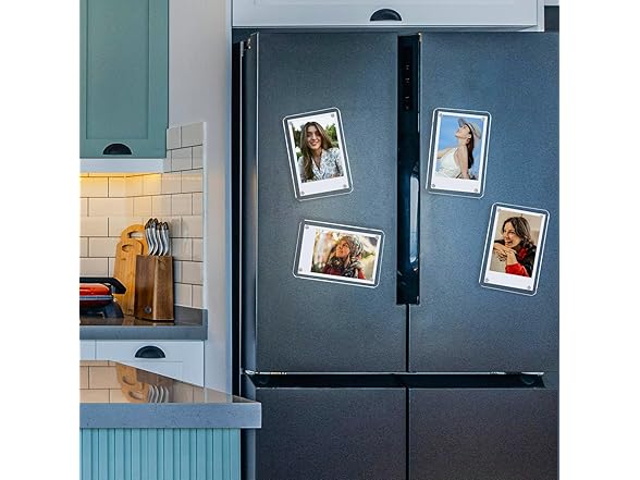 Acrylic magnetic picture frame