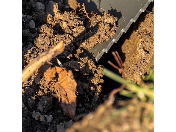 Root Slayer XL Round Point Digging Shovel