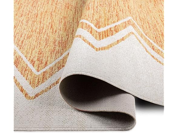 Nicole Miller New York Patio Sofia Leon Area Rug 7'9"x10'2"