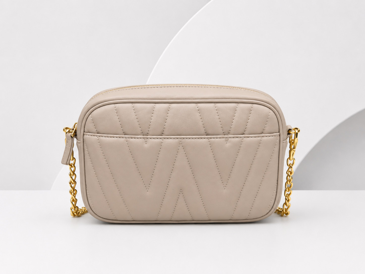 Stuart Weitzman Latte Quilted Shoulder Bag - Gallery 5