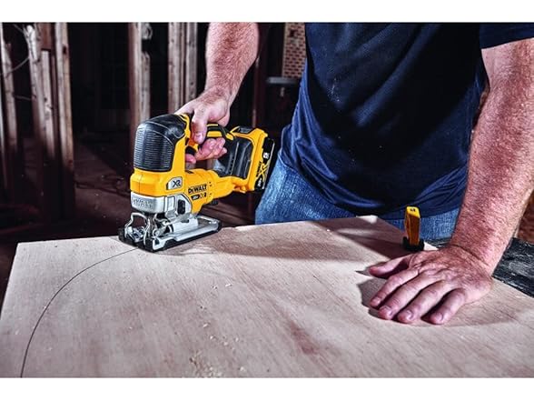 DEWALT DCS334B 20V MAX XR Jig Saw, Tool Only