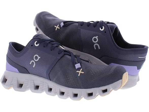 On Running 60-98097-9 9 M (US) ON Running Women's Cl (Open Box)