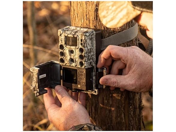 Bushnell Core DS-4K No Glow Trail Camera