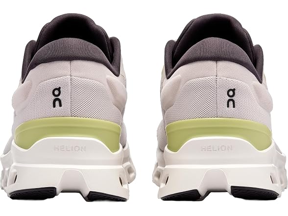 On Running Cloudstratus 3 Men's Shoes