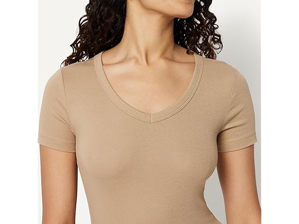 Amazon Essentials Women 2-Pack V-Neck T-Shirt