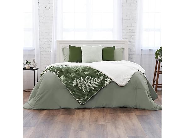 Northwest Ashford Home Cozy Twin Throw