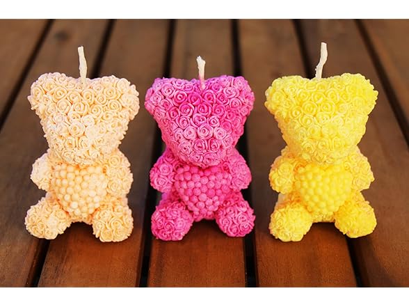 Bear in Roses with a Pearl Heart