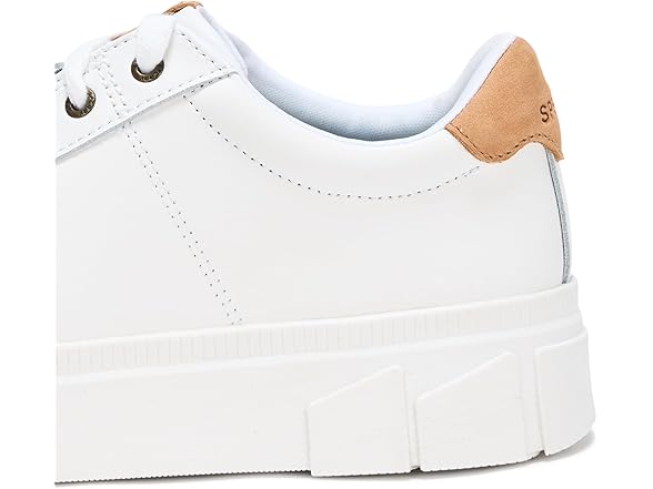 Sperry Womens Winslow Lace to Toe Sneaker