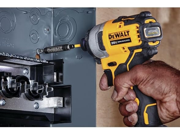 DEWALT DCF809D1 Atomic Impact Driver