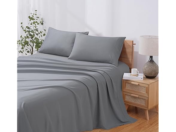 Modern Threads Soft Microfiber Solid Sheets