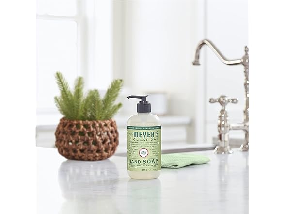 Mrs Meyer's Iowa Pine Soap, 12.5oz