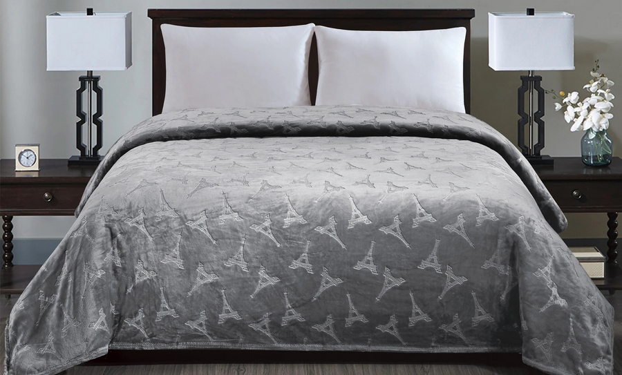 Eiffel Tower Embossed Sherpa Throw - Gallery 7