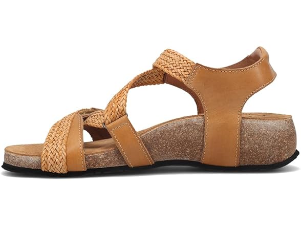 Taos Footwear Women's Trulie Camel Sandal
