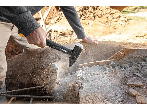 ToughBuilt TB-H1-1BS-F4 4 lb. Fiberglass Blacksmith Ha