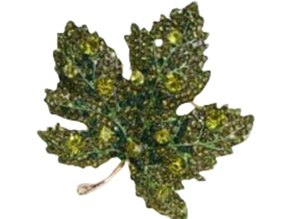 IS4U Vintage Maple Leaf Brooch Fashion
