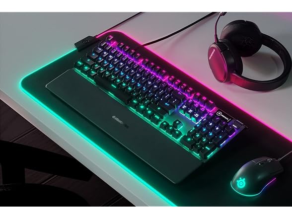 SteelSeries Apex 5 Hybrid Mechanical