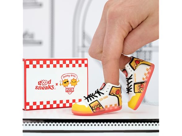 MGA's Miniverse Make It Mini Sneakers (2 Pack)