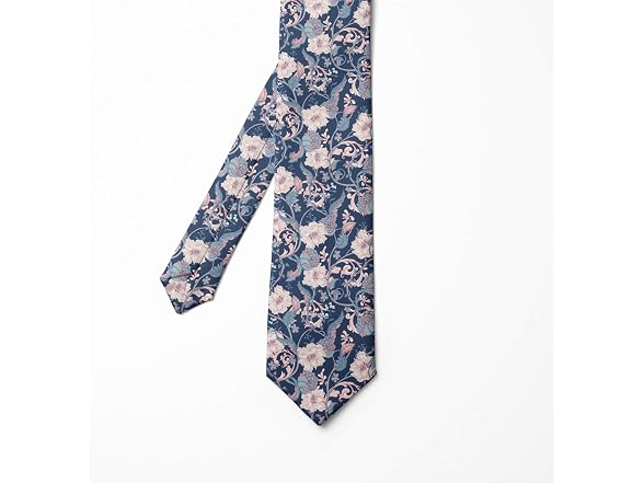 Ambesonne Men (3.7") Tie Magnolia Roses