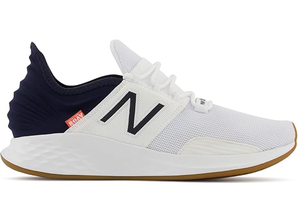 New Balance Men's Fresh Foam Roav V1 Shoe (8)