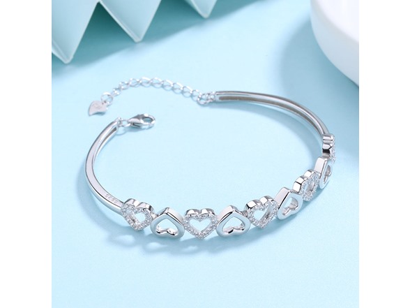 14K Gold Hearts Bangle Bracelet
