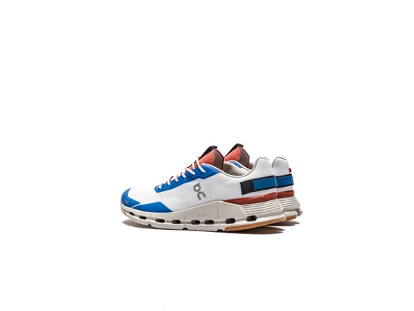 White/Rust