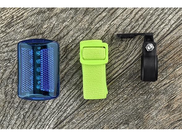 SE 5-LED Blue Safety Flasher 