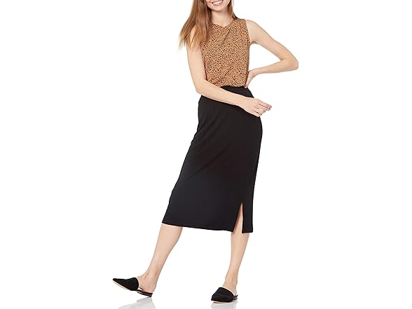 Amazon Essentials Women Relaxed-Fit Sleeveless Top