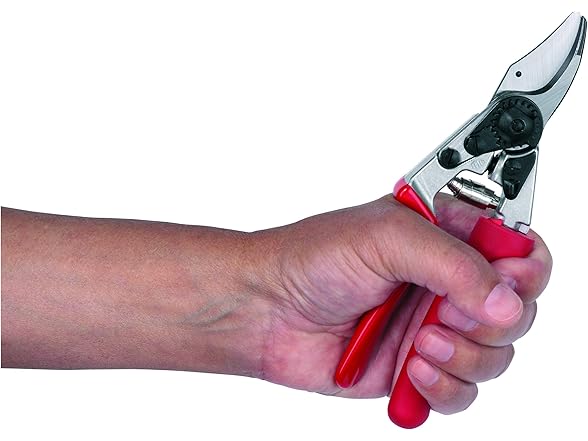Felco F17 Pruning Shears – 7.9" Garden Clippers