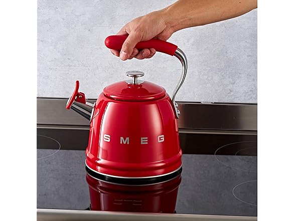 SMEG Retro Stovetop Whistling Kettle