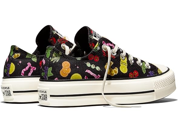 Converse Women Chuck Taylor All Star Lift Platform