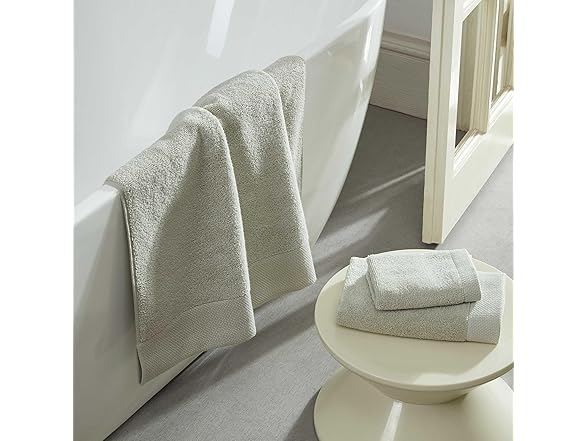 Calvin Klein 3-Piece Bath Towel Set