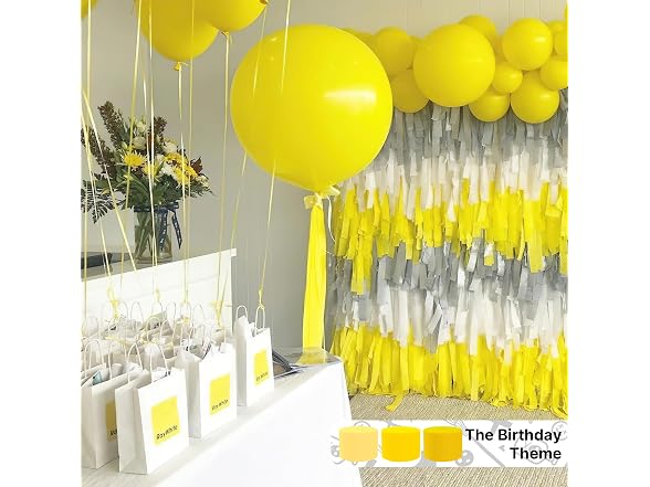 PartyWoo Yellow Crepe Paper 8pcs Pastel Yellow Streamers