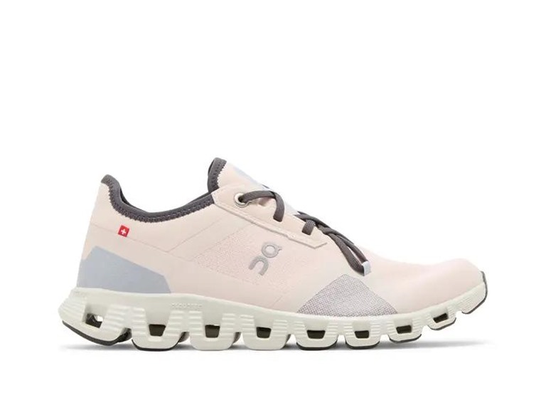 On Running 3WD30301349 7 On Running Cloud X 3 Women's