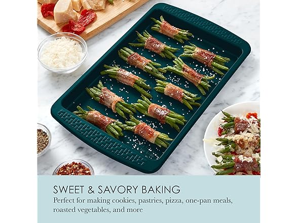 Chicago Metallic Everyday Nonstick Small Baking Sheet