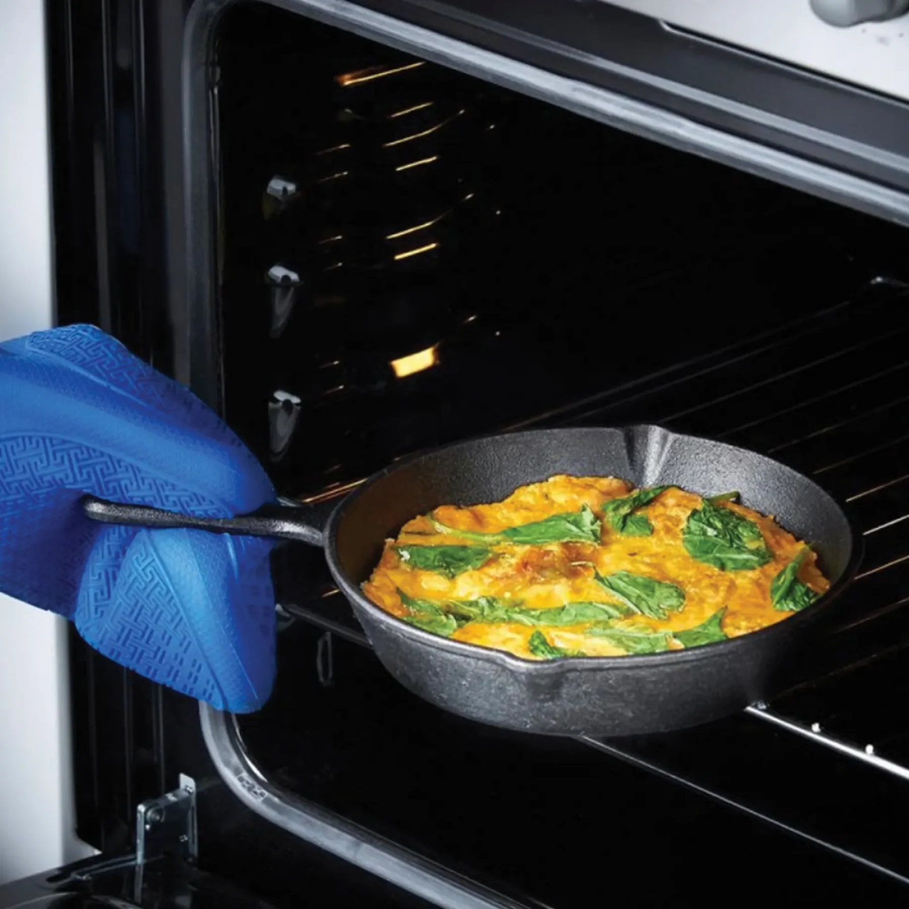 Jim Beam Cast Iron 3 Piece Skillet - Gallery 12